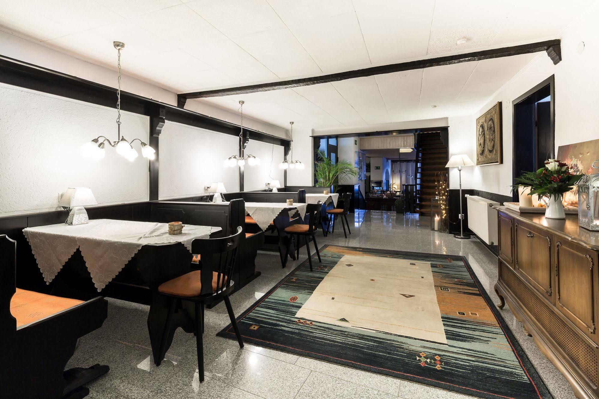 City Hotel Diez Kültér fotó